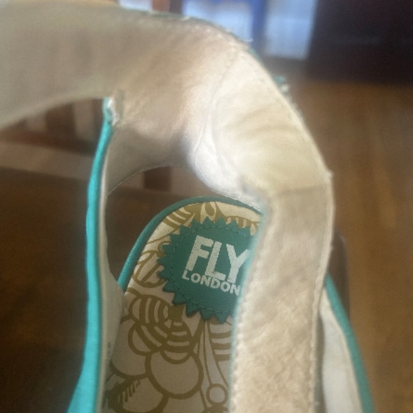 Fly London Yala Turquoise Leather Wedge w/Ankle Strap - Picture 8 of 9